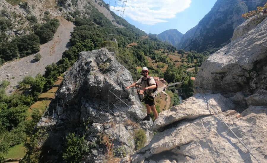 via-ferrata-hermida-milar-picos-xtreme-4